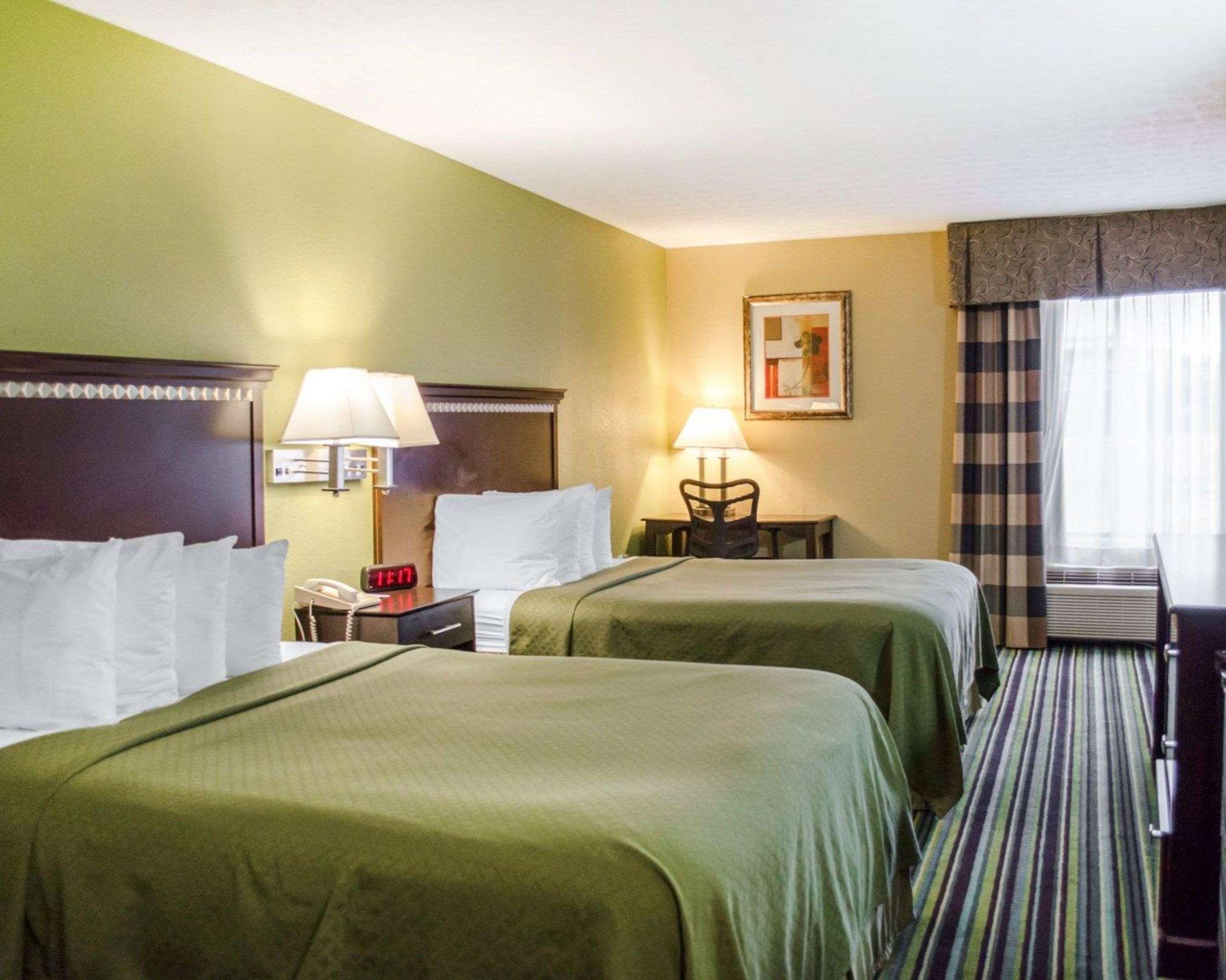 Quality Inn & Suites Medina - Akron West Zewnętrze zdjęcie