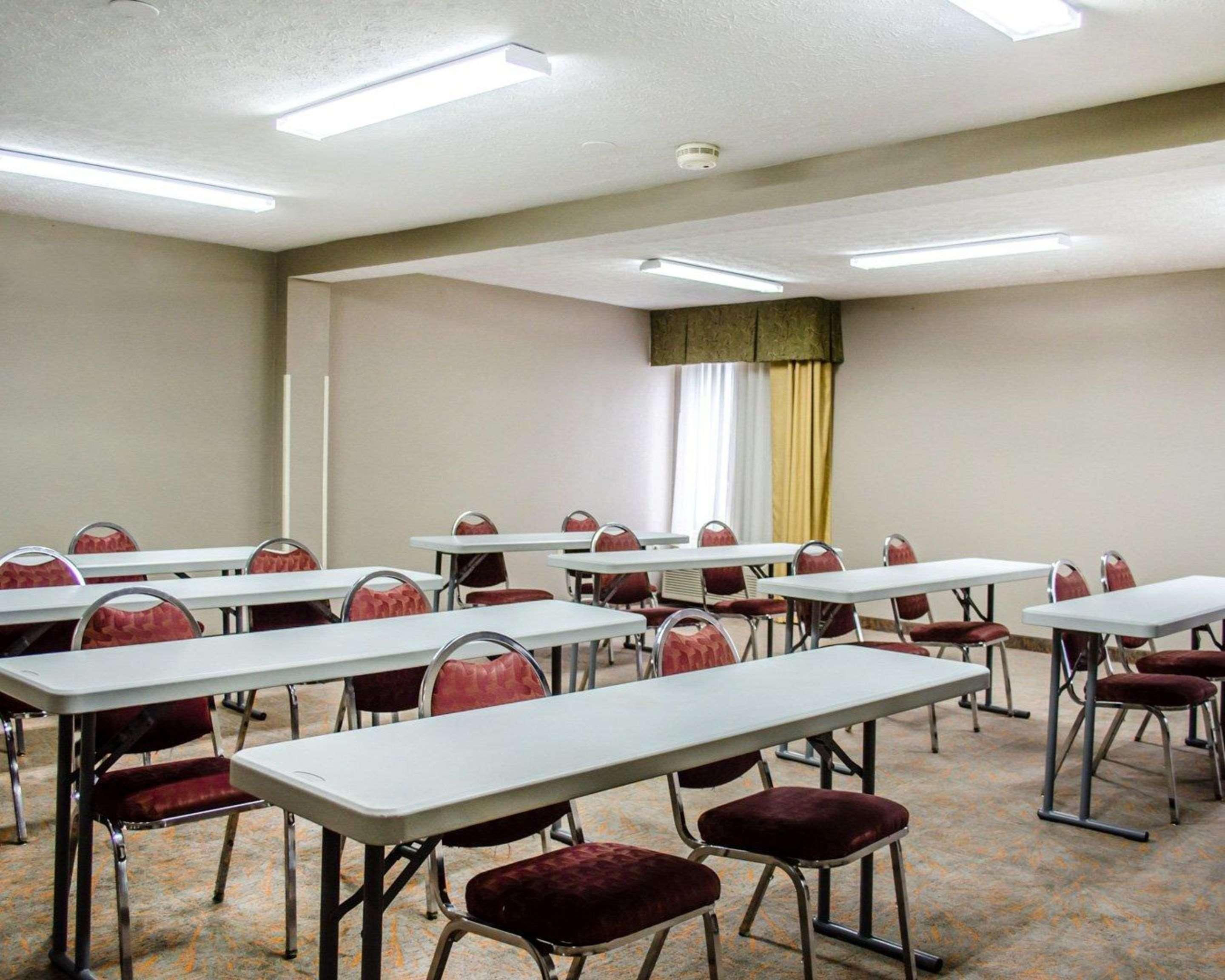 Quality Inn & Suites Medina - Akron West Zewnętrze zdjęcie