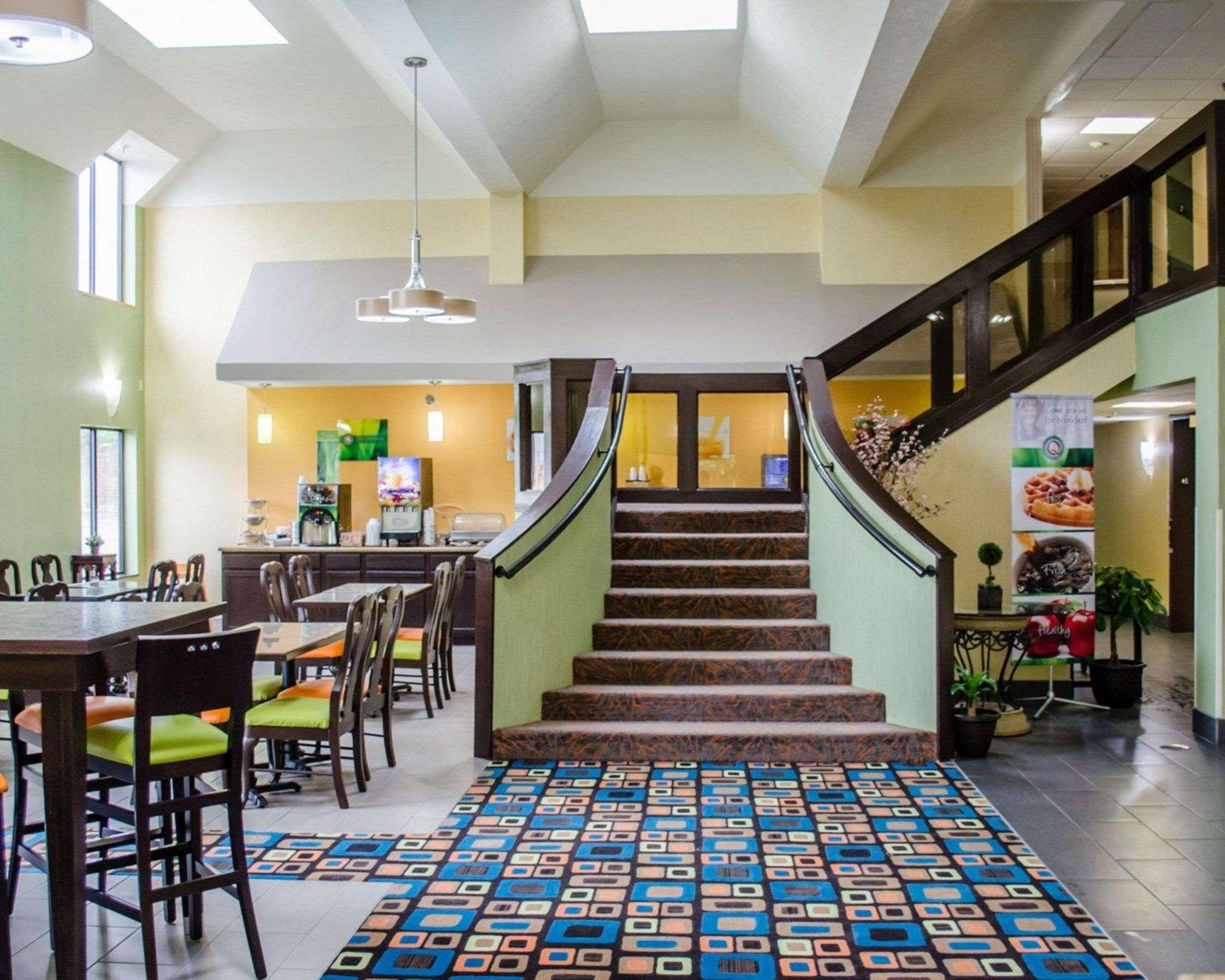 Quality Inn & Suites Medina - Akron West Zewnętrze zdjęcie