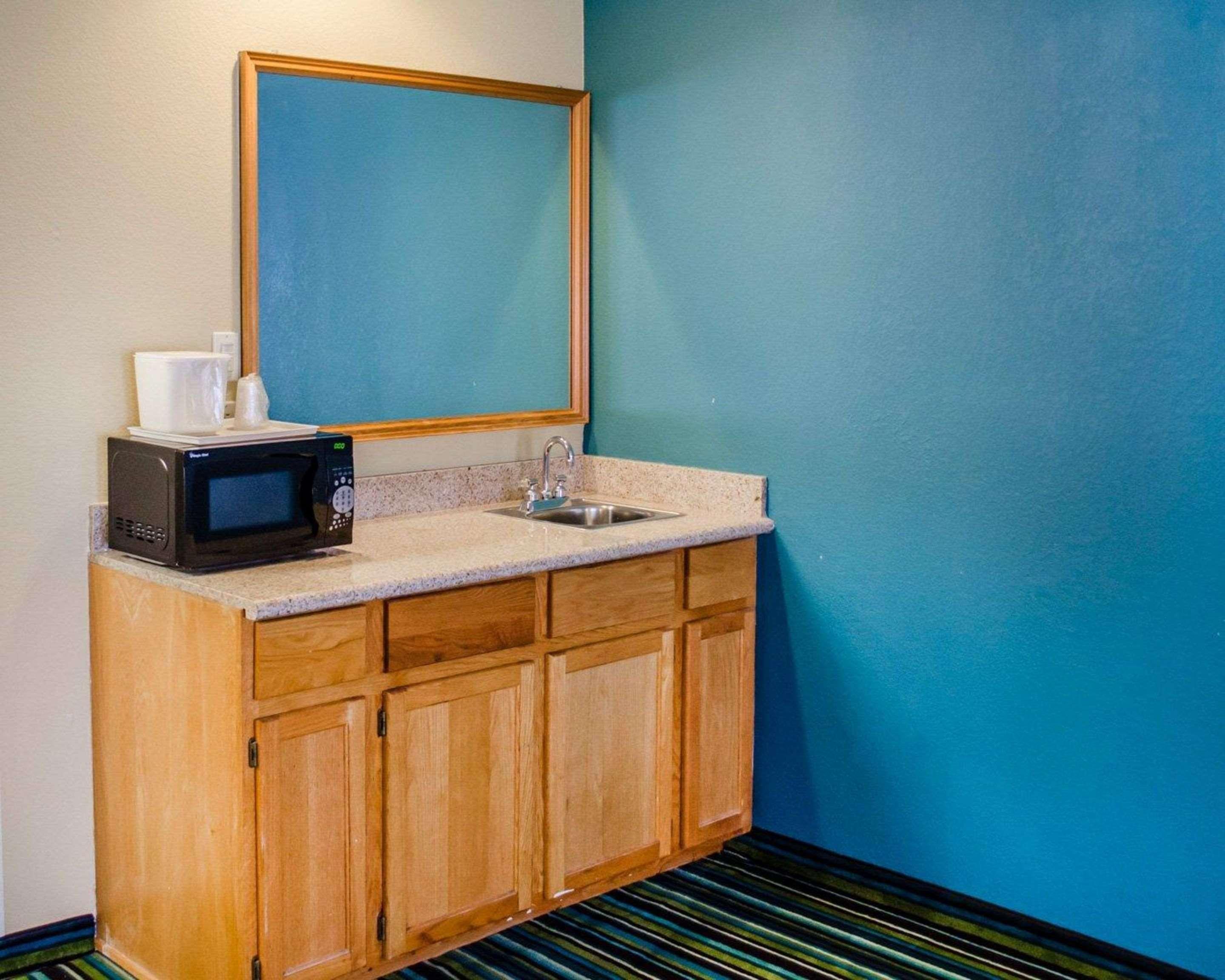 Quality Inn & Suites Medina - Akron West Zewnętrze zdjęcie